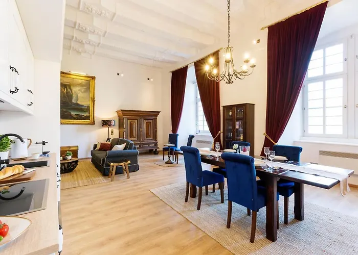 Ferienwohnung Saalstube - Schloss Adolphsburg